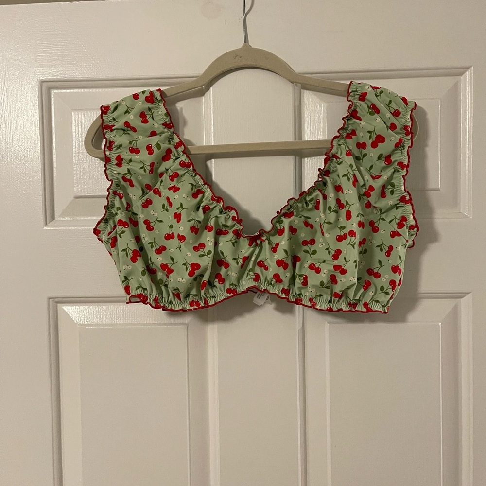 NWOT Cherry Print Bikini Top